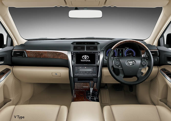 Dashboard mobil rental camry Jogja