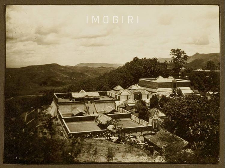 Potret lawas makam raja di Imogiri, sumber ig @kratonjogja